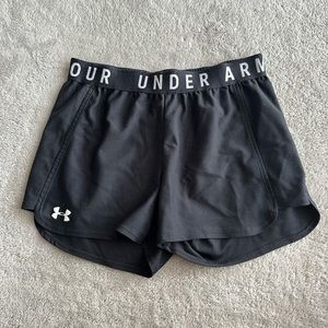 Black Under Armor shorts
